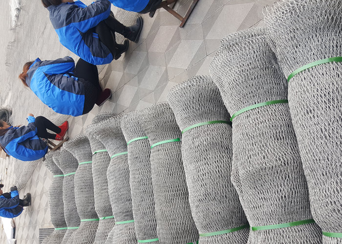 inox hand woven mesh packing
